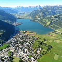 Flugwegposition um 16:11:20: Aufgenommen in der Nähe von Gemeinde Zell am See, 5700 Zell am See, Österreich in 1590 Meter